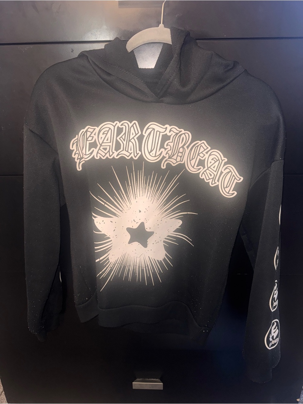 SHEIN Black Crewneck Sweatshirt with White Starburst Graphic